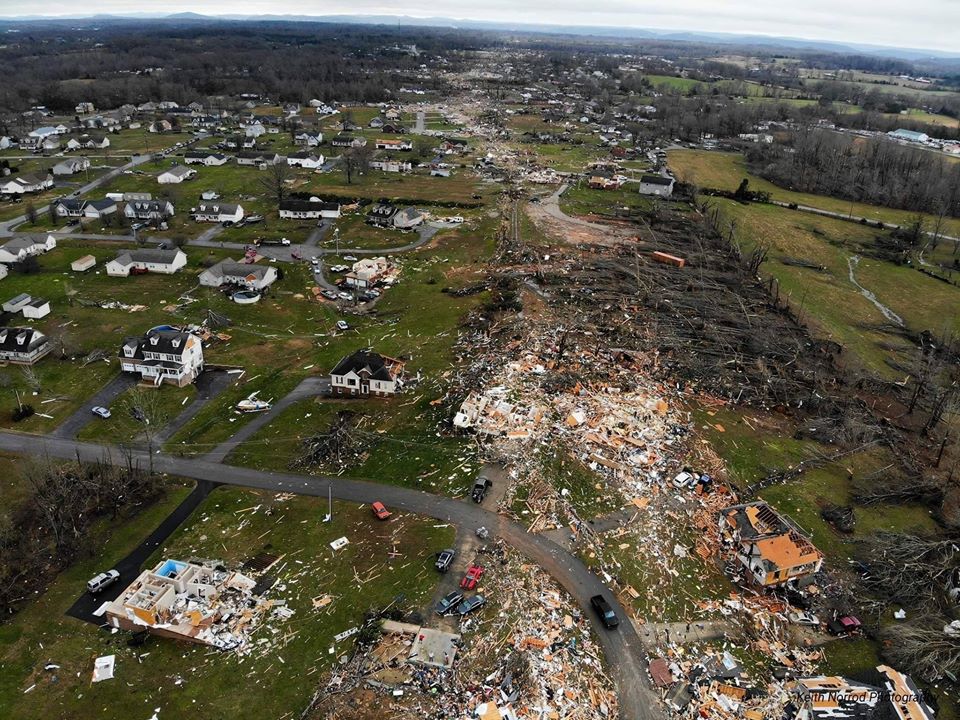 Cez štát Tennessee prešlo tornádo so silou F4 (foto, video ...